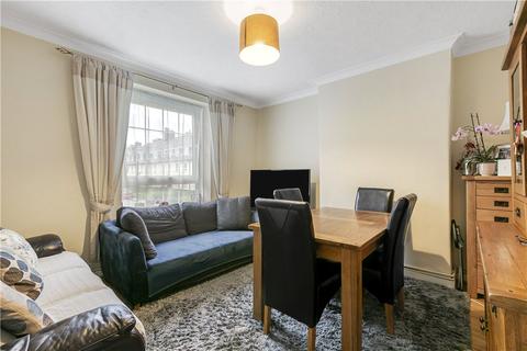 2 bedroom apartment for sale - Mountearl Gardens, London, SW16