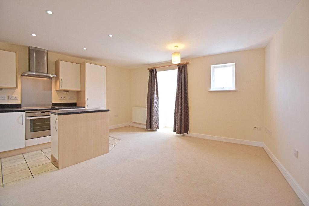 Kingsquarter, Maidenhead, Berkshire, SL6 2 bed apartment £1,275 pcm