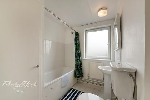 4 bedroom flat for sale - Cheadle House, Copenhagen Place, London E14