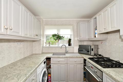 2 Clockhouse, Ashford, TN23 4HB