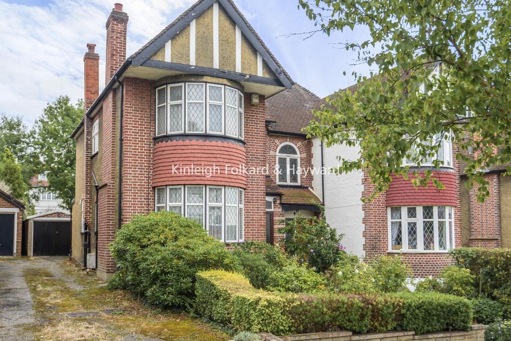 Shamrock Way, Southgate 3 bed semidetached house for sale £800,000