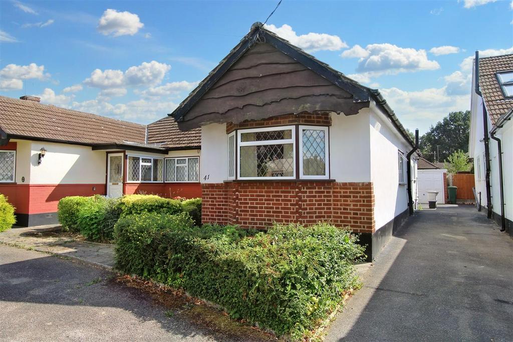 Byron Road, Hutton, Brentwood 2 bed bungalow for sale £475,000