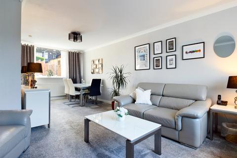 3 bedroom townhouse for sale - The Sycamores, Lees, Oldham