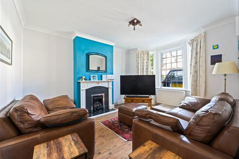 4 bedroom semi-detached house for sale - Douglas Road, Surbiton, Surrey, KT6
