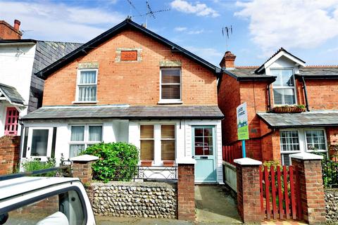 2 bedroom semi-detached house for sale - Hampstead Road, Dorking, Surrey