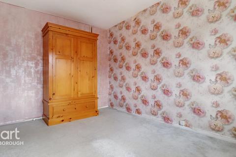 9 Alconbury Close, Peterborough, PE2 8SA