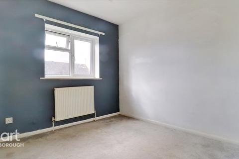 9 Alconbury Close, Peterborough, PE2 8SA