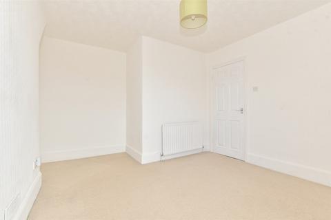2 bedroom flat for sale, Minnis Road, Birchington, Kent