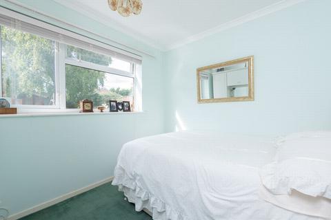 2 The Paddocks, Normandy, Guildford, GU3 2HA
