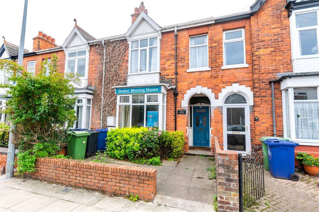 Manor Avenue FFF, Grimsby, NE... 2 bed apartment £399 pcm (£92 pw)