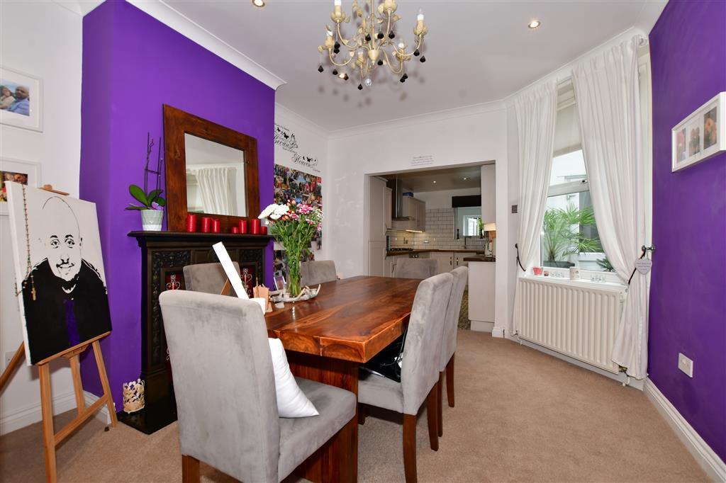 Fawcett Road, Croydon, Surrey 3 bed semidetached house £550,000