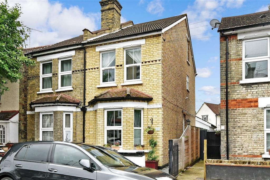 Fawcett Road, Croydon, Surrey 3 bed semidetached house £550,000