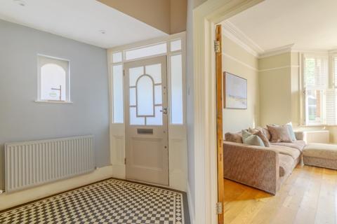 4 bedroom house to rent - Barnard Hill London N10