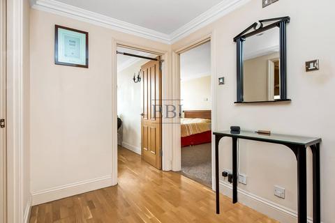 1 bedroom apartment for sale, The Gallery, 38 Ludgate Hill, London, EC4M