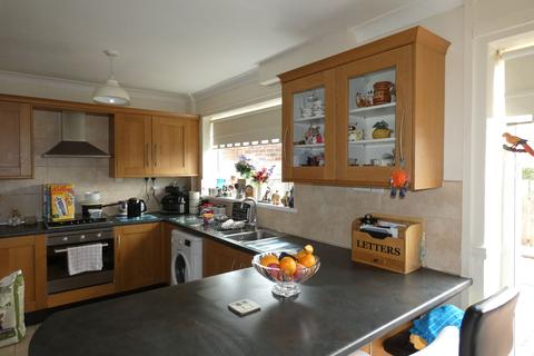 9 Bevan Gardens, Gateshead, NE10 8EE