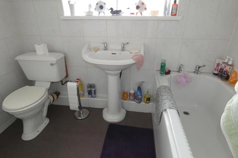 9 Bevan Gardens, Gateshead, NE10 8EE
