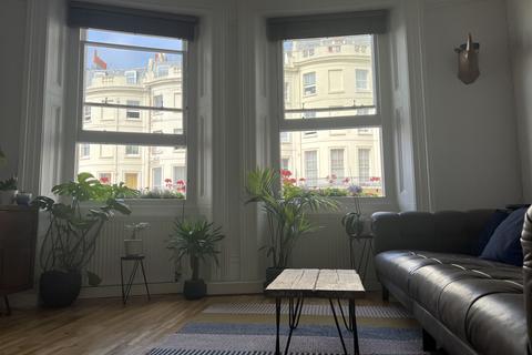 2 bedroom ground floor flat to rent, Brunswick Place, Hove, BN3