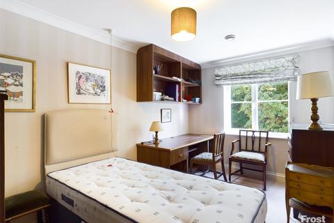 3 bedroom apartment for sale, Pegasus Court, Albany Place, Egham, Surrey, TW20