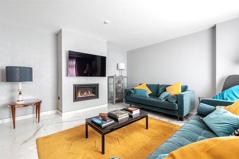 3 Darwall Drive, Ascot, SL5 8NB