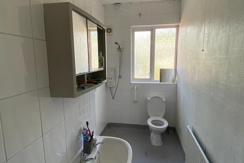 undefined, City Road, Sheffield Park, Sheffield, S2