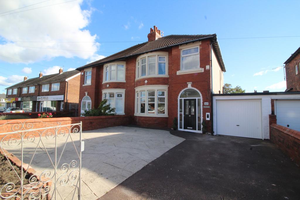 Heeley Road, Lytham St. Annes, FY8 3 bed semidetached house for sale