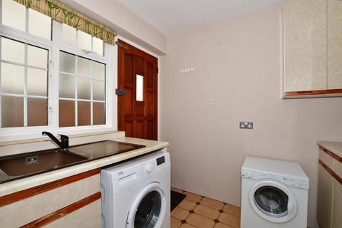136 Carshalton Park Road, Carshalton, SM5 3SG