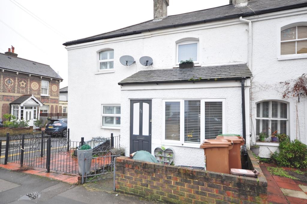 Vernon Road Sutton SM1 2 bed terraced house £1,800 pcm (£415 pw)