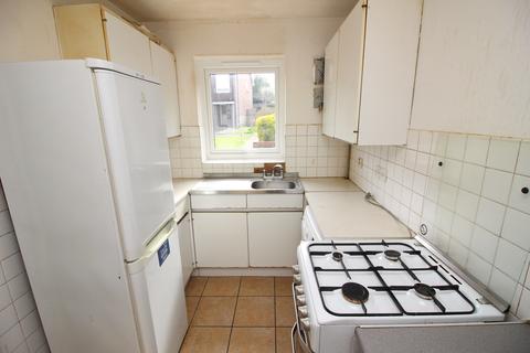 22 Handside Close, Worcester Park, KT4 8QG