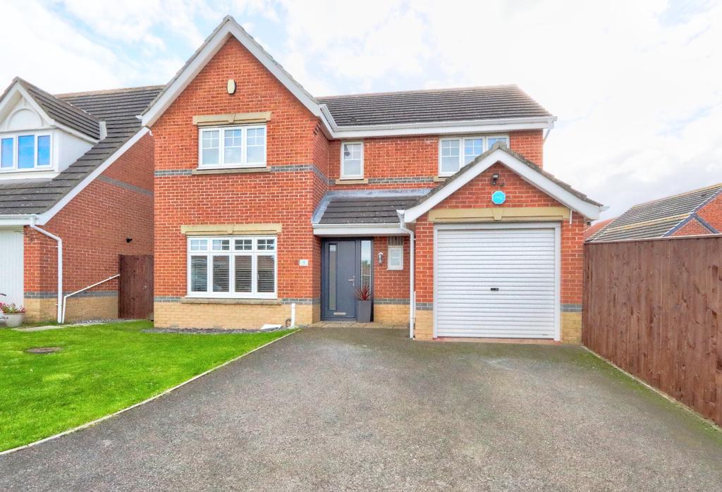 East Farm Close, Normanby, TS6 4 bed detached house £320,000