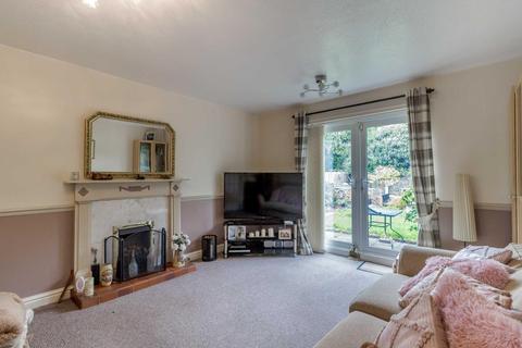 153 Castle Lea, Caldicot, NP26 4HS