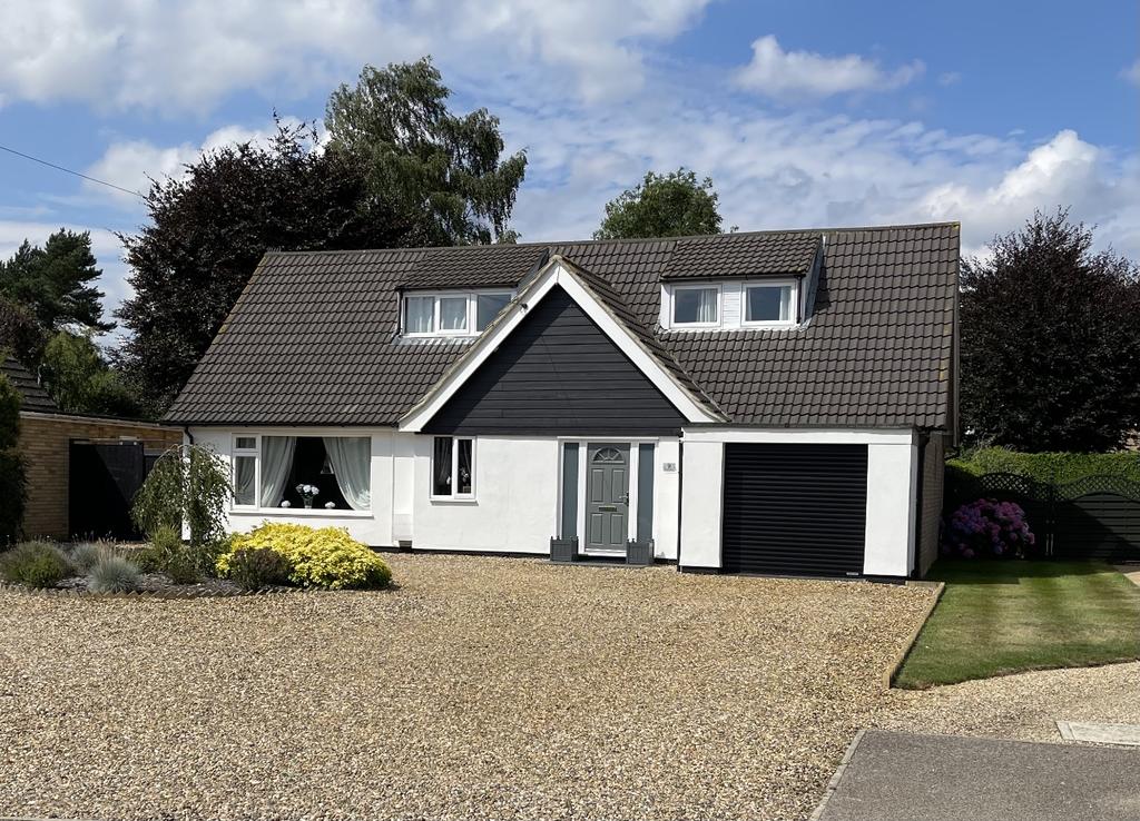 Warren Lane, Elmswell IP30 4 bed detached house to rent £1,995 pcm (£