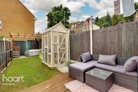 undefined, Lumsden Terrace, Chatham