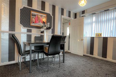 68 Williams Crescent, Chadderton, Oldham, OL9 8BJ