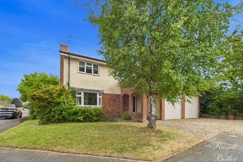 4 bedroom detached house for sale, Keach Close, Winslow