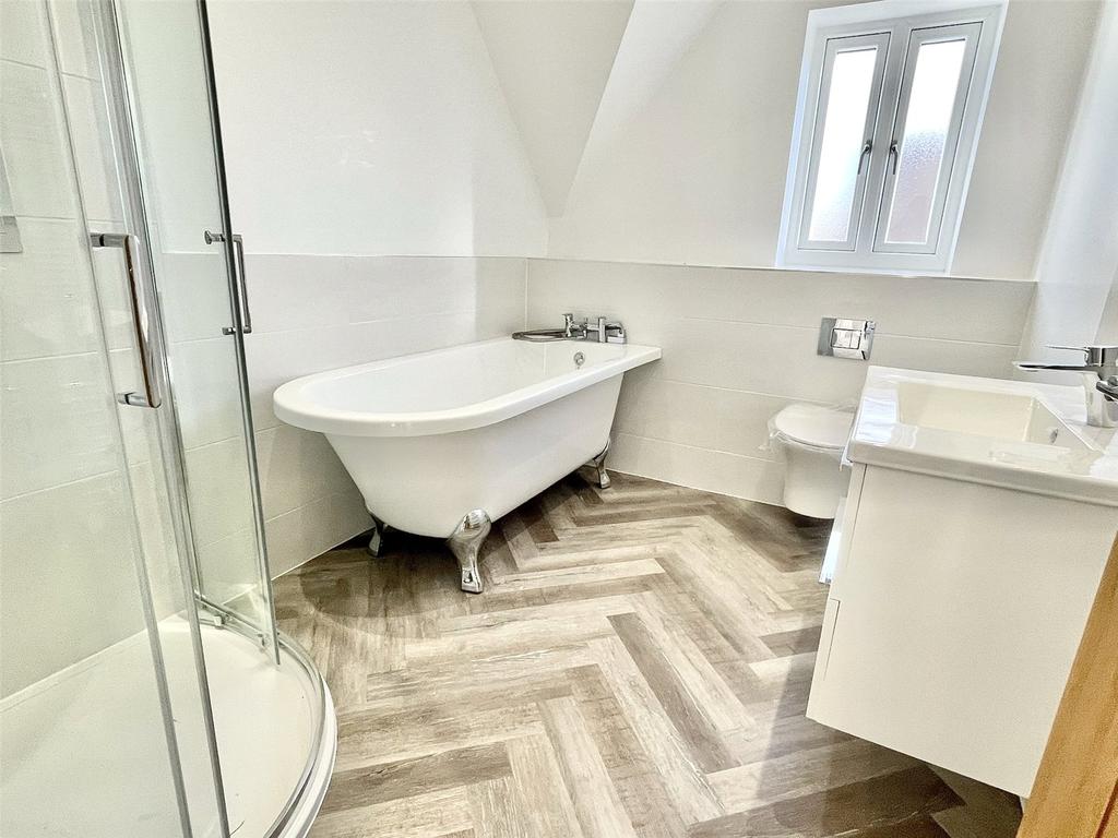 Main Bathroom
