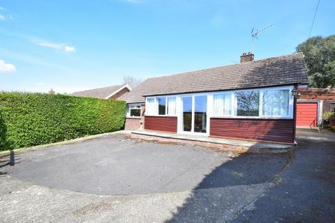 2 bedroom detached bungalow for sale - Kings Worthy