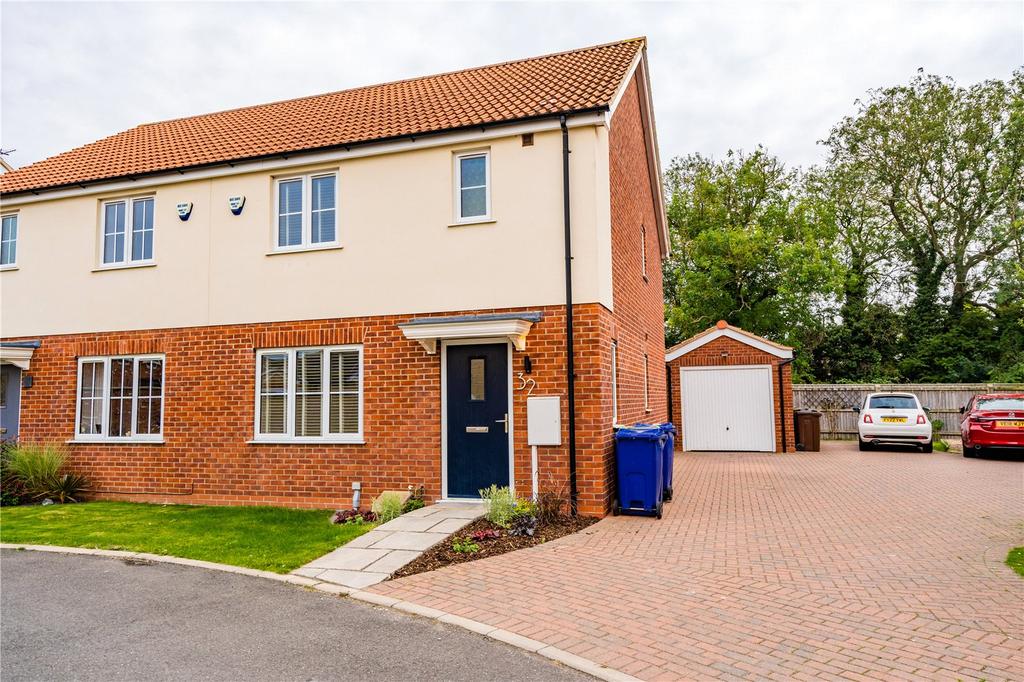 pasture-lane-scartho-top-grimsby-lincolnshire-dn33-3-bed-semi-detached-house-to-rent-950