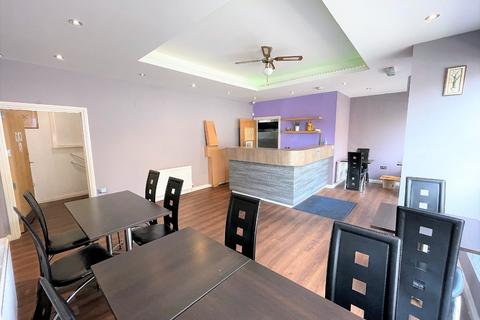 Property to rent - Newhaven Road, Newhaven, Edinburgh, EH6