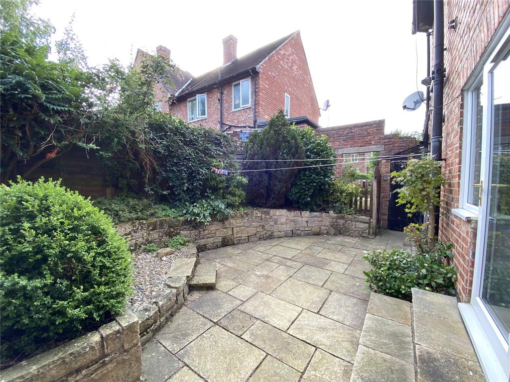 Priestlands Crescent, Hexham... 3 bed end of terrace house £180,000