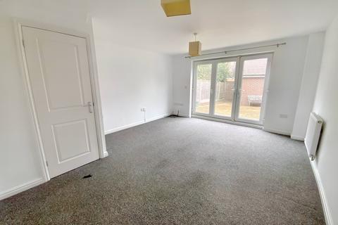 3 bedroom end of terrace house to rent, Hazen Road, Kings Hill ME19