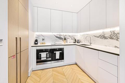 2 bedroom apartment to rent, King Street, London, WC2E