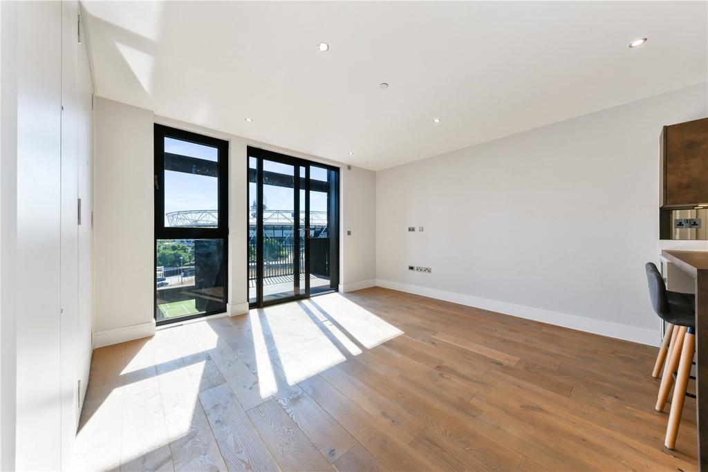 Legacy House, 4A Roach Road, London, E3 2 bed penthouse £2,800 pcm (£