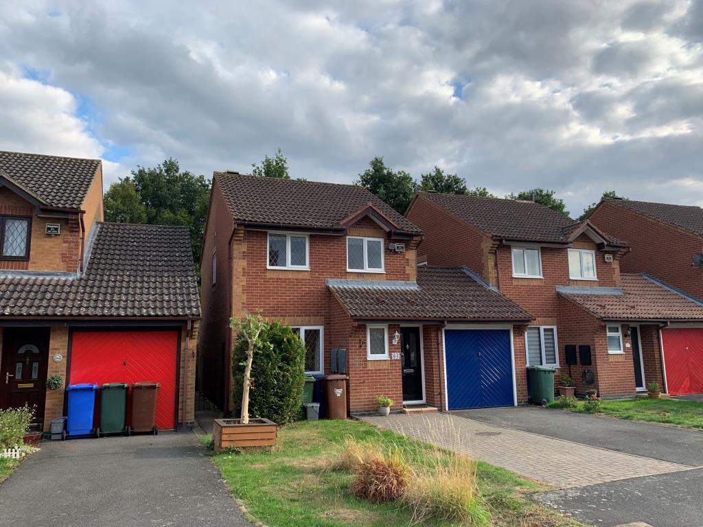 Ravencroft, Bicester, OX26 3 bed link detached house £1,500 pcm (£346 pw)