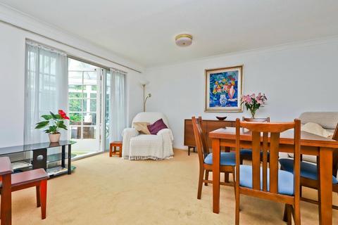 1b Deane Way, Ruislip, HA4 8SU