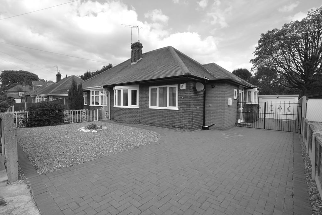 Richmond Drive, Goole 2 bed semidetached bungalow £200,000