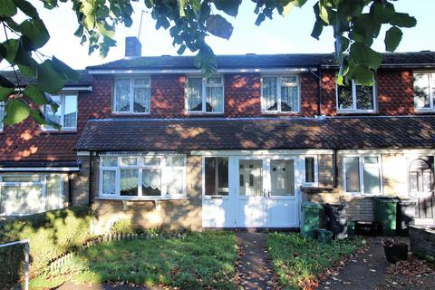64 Long Walk, Epsom, KT18 5TP
