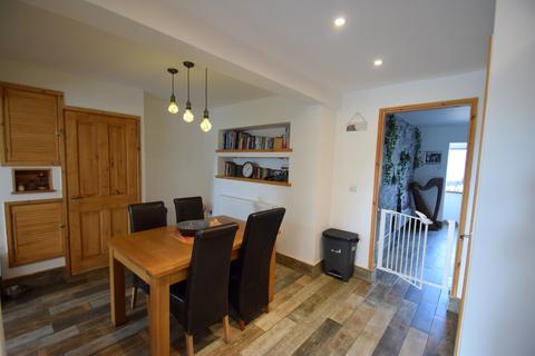 5 Hill View, Pencoed, Bridgend, CF35 6JW