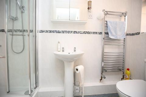 6 Loveday Close, Atherstone, CV9 3AT