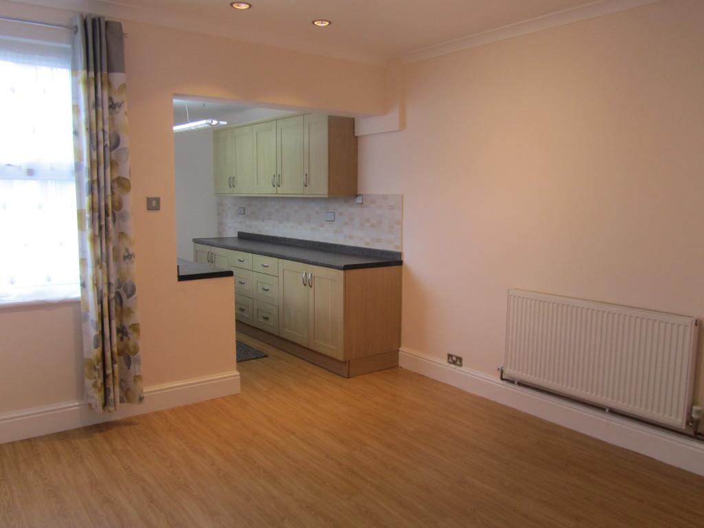 Wootton Street, Bedworth 2 bed terraced house £715 pcm (£165 pw)