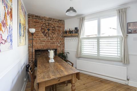 2 bedroom terraced house for sale, Church Street, Dorking